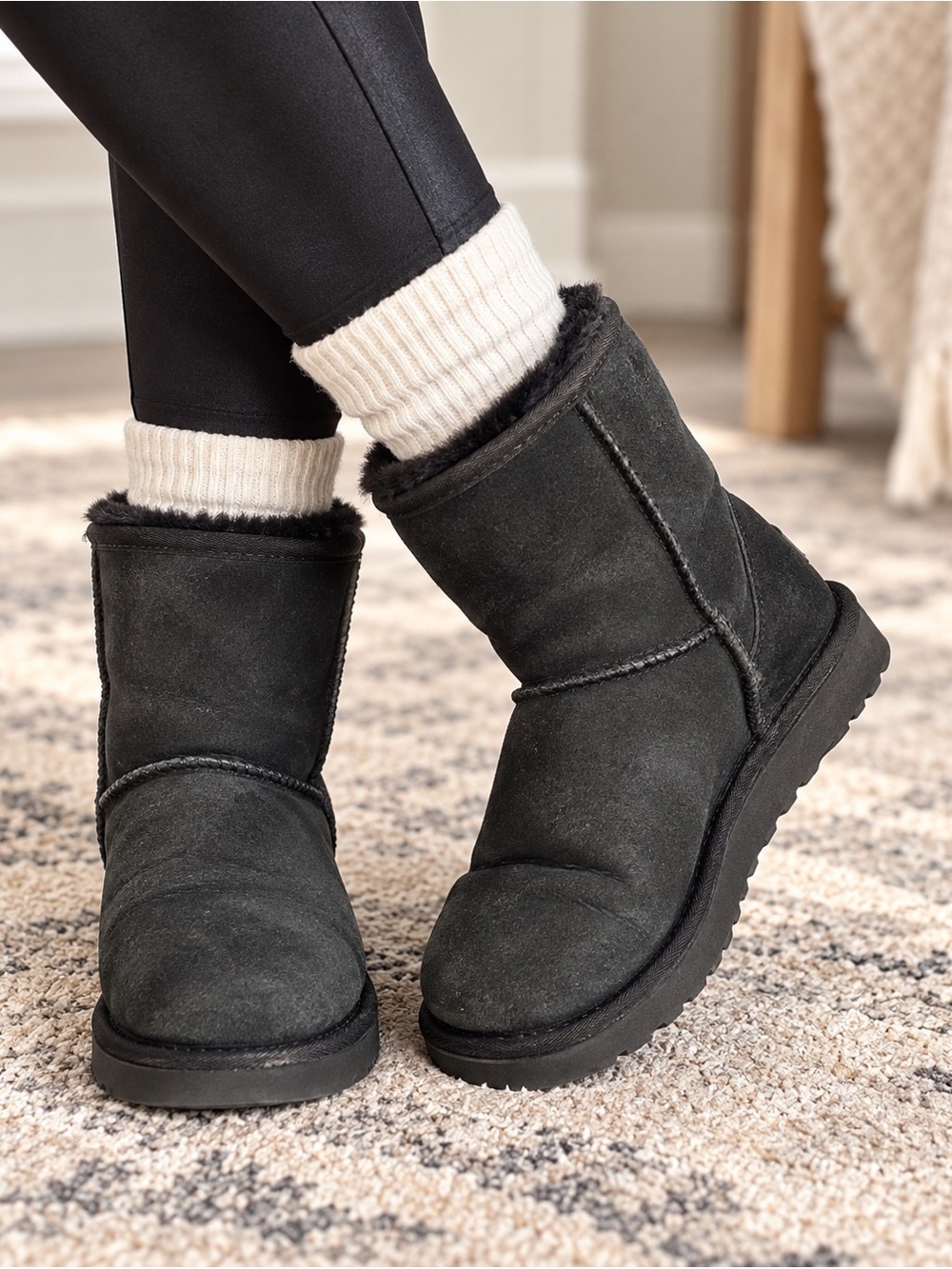 black UGG Classic Short women's boots size 6
